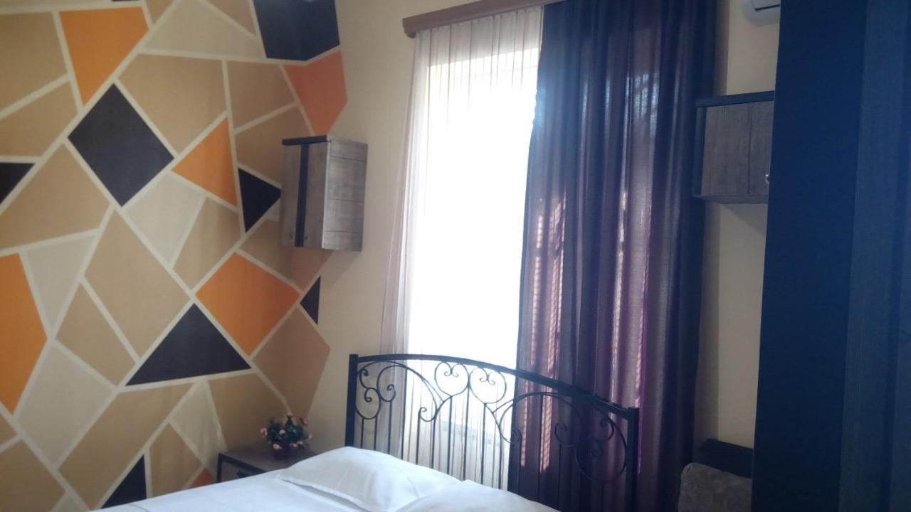 Hotel Isani Tbilisi ภายนอก รูปภาพ