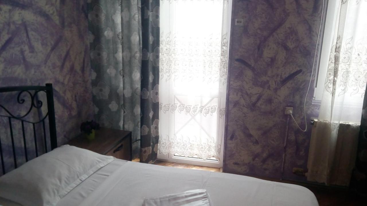 Hotel Isani Tbilisi ภายนอก รูปภาพ