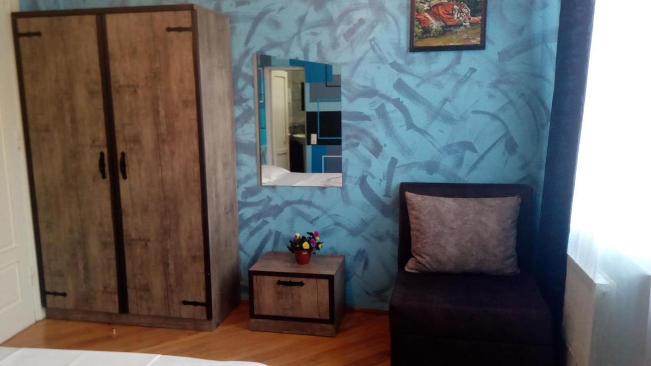 Hotel Isani Tbilisi ภายนอก รูปภาพ