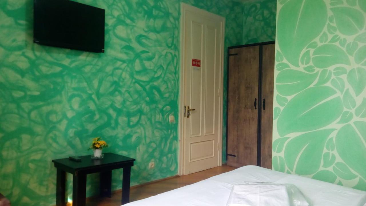 Hotel Isani Tbilisi ภายนอก รูปภาพ