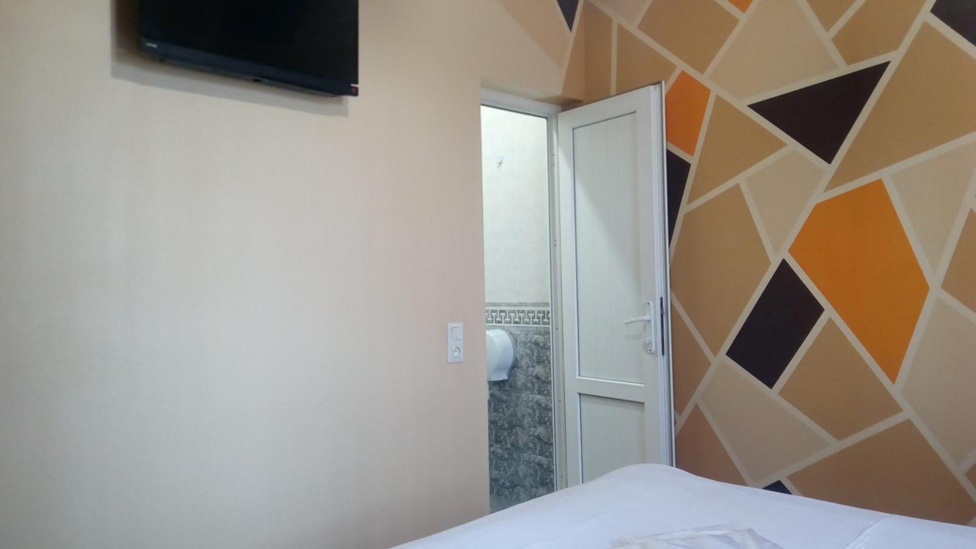 Hotel Isani Tbilisi ห้อง รูปภาพ